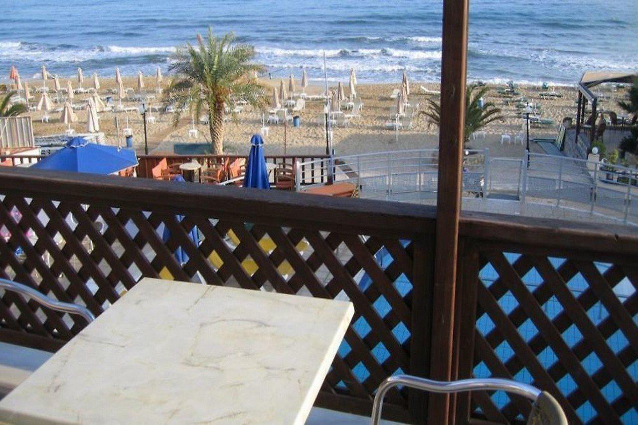 Eleni Beach Stalís Luaran gambar
